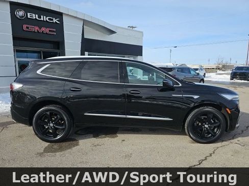 Used 2023 Buick Enclave Essence w/ Sport Touring Edition image 37