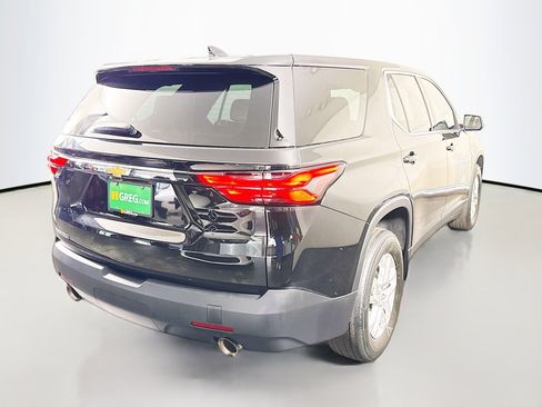 Used 2023 Chevrolet Traverse LS FWD image 10