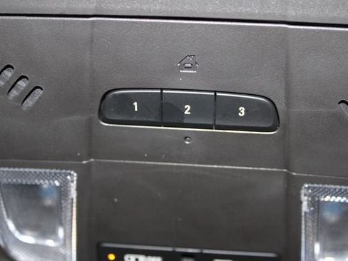 Used 2024 Cadillac XT4 Premium Luxury image 52