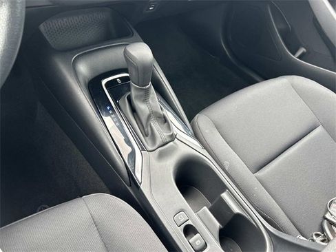 Used 2024 Toyota Corolla LE image 21