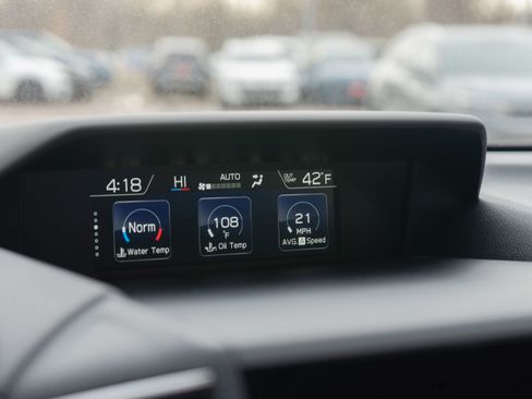 Used 2023 Subaru Forester Premium image 27