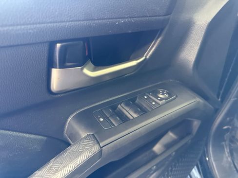 Used 2024 Toyota Tacoma TRD Off-Road AWD/4WD image 18