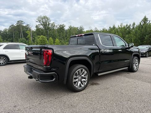 Used 2025 GMC Sierra 1500 Denali w/ Denali Reserve Package AWD/4WD image 13