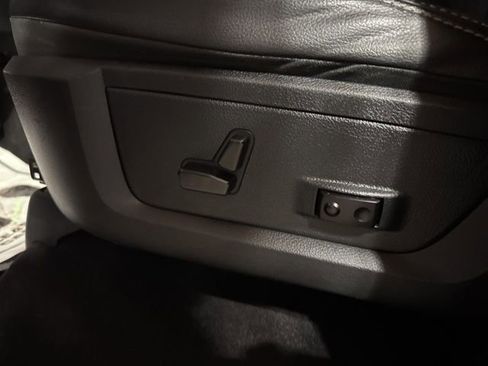 Used 2017 RAM 1500 Sport image 13