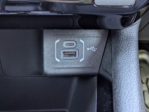 New 2026 Jeep Compass Latitude image 24