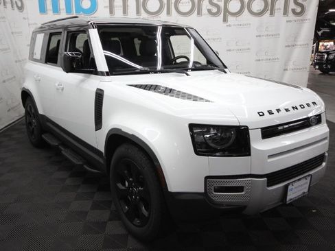 Used 2020 Land Rover Defender 110 SE image 11