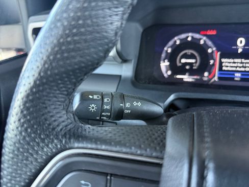 Used 2024 Toyota Tacoma TRD Sport AWD/4WD image 17