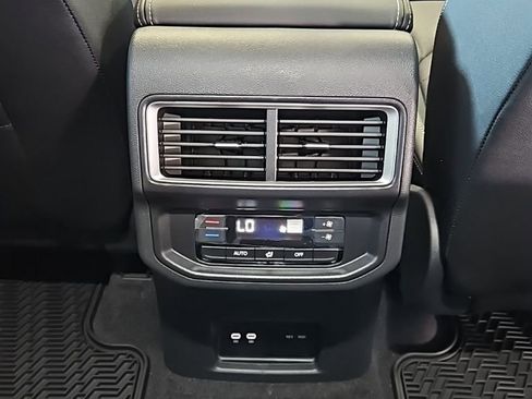 New 2026 Volkswagen Atlas SE AWD/4WD image 20