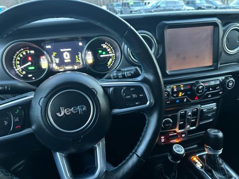 Used 2023 Jeep Wrangler Unlimited Rubicon 4xe w/ Dual Top Group image 30