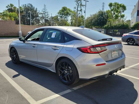 Certified 2025 Honda Civic Sport image 4