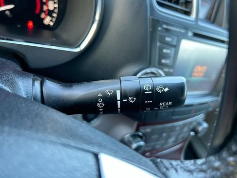Used 2012 Toyota Highlander Limited FWD image 20
