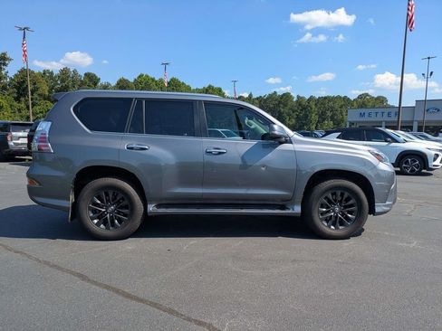 Used 2020 Lexus GX 460 Premium w/ Premium Package AWD/4WD image 3
