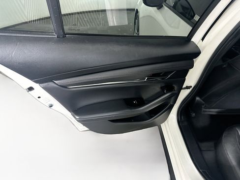 Used 2020 MAZDA MAZDA3 Sedan w/ Preferred Package image 26