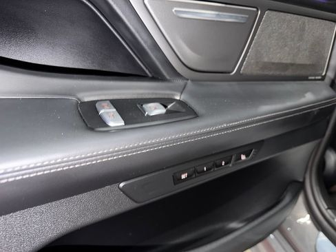 Used 2020 BMW 750i xDrive w/ Luxury Rear Seating Package AWD/4WD image 35