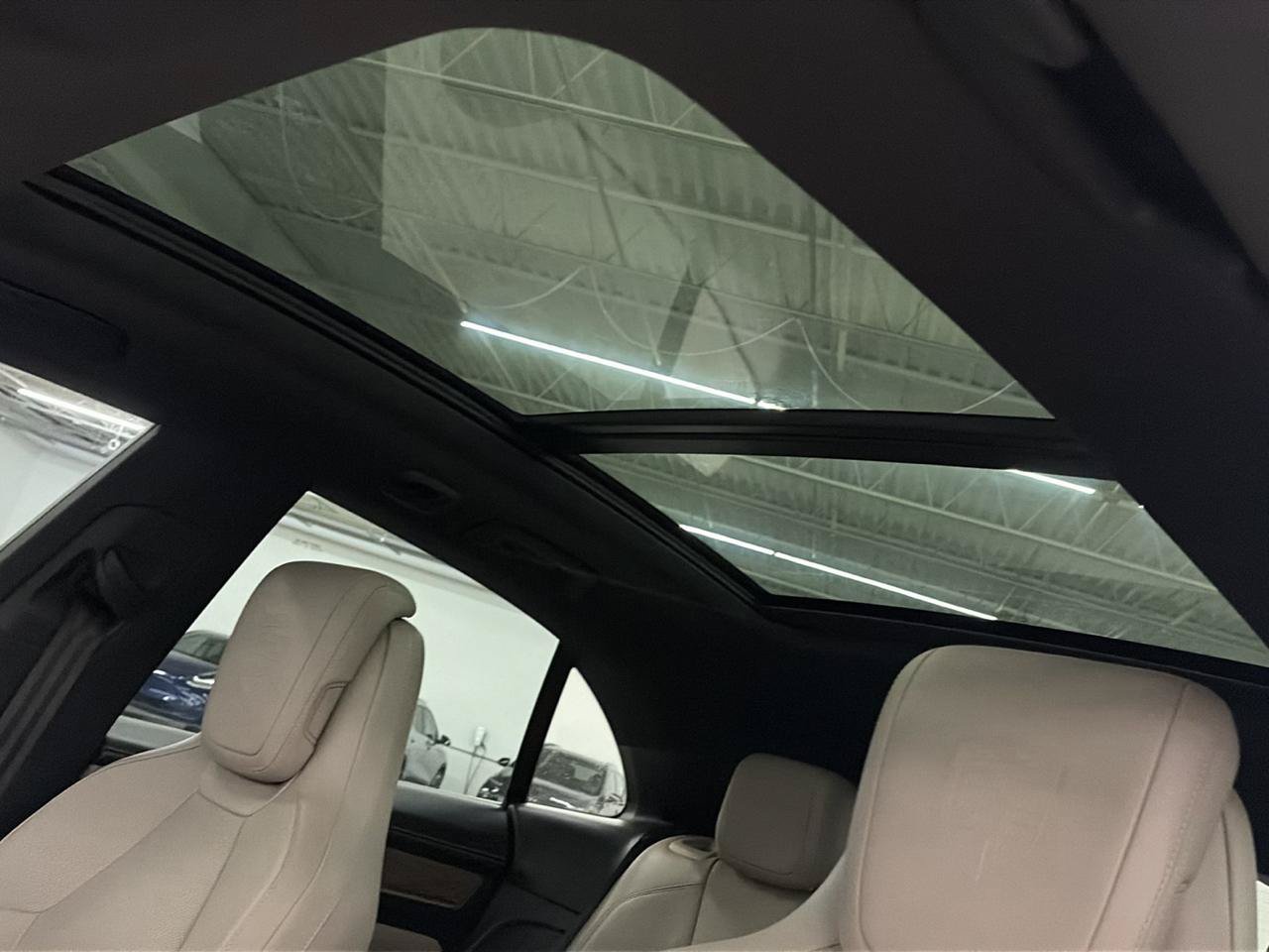 Used 2025 Porsche Macan Electric w/ Premium Package RWD image 22