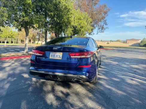 Used 2019 Kia Optima LX FWD image 16