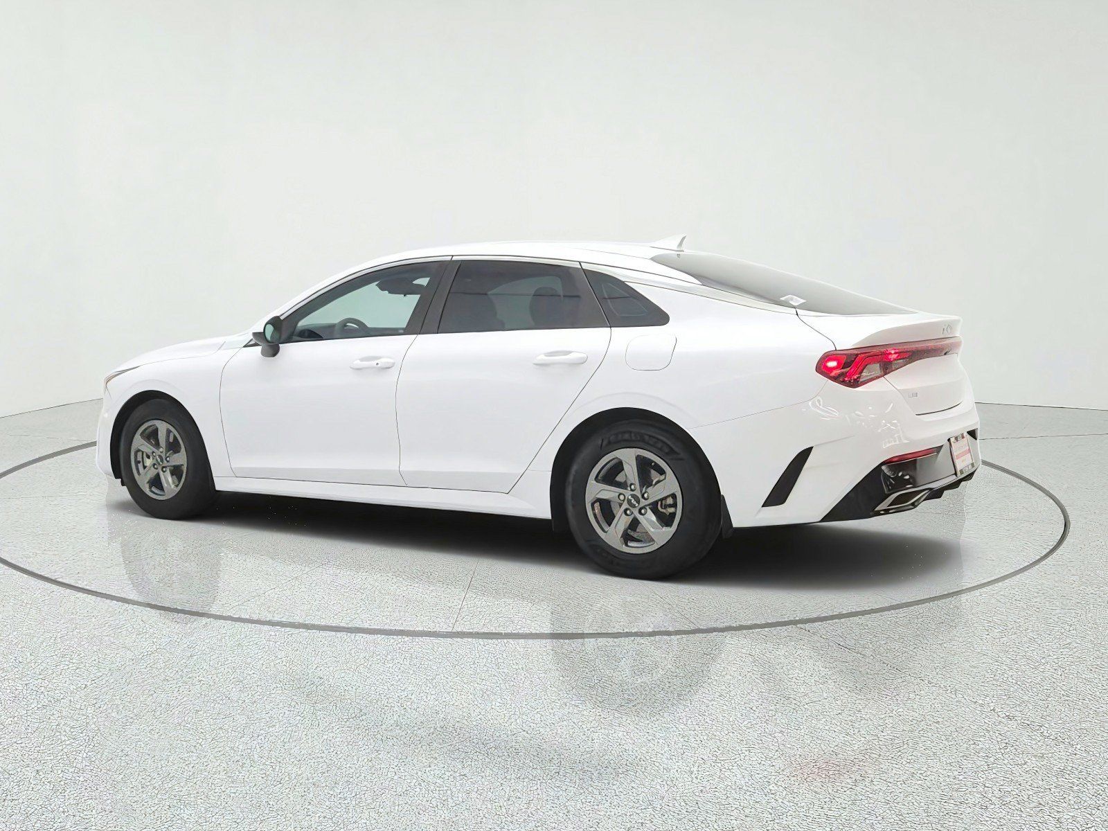 Used 2023 Kia K5 LXS FWD image 7