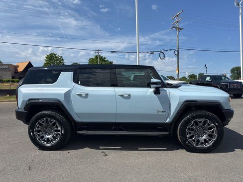 Used 2025 GMC Hummer EV 3X AWD/4WD image 6