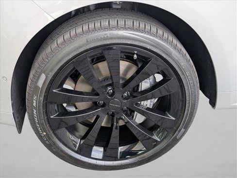New 2026 Land Rover Range Rover Sport Dynamic SE AWD/4WD image 9