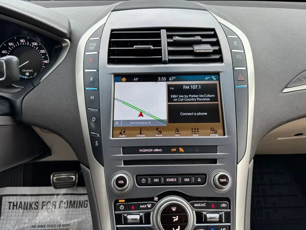 Used 2018 Lincoln MKZ Select w/ Select Plus Package AWD/4WD image 22