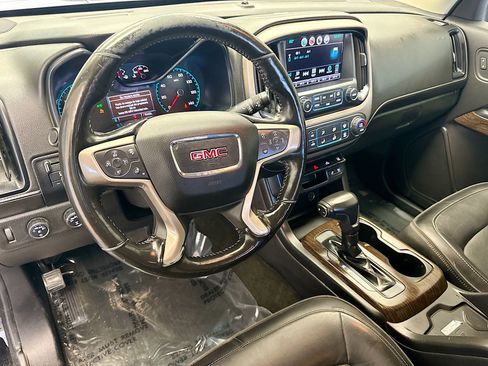 Used 2017 GMC Canyon Denali image 14