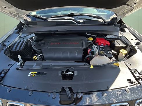 Certified 2019 Jeep Compass Latitude w/ Popular Equipment Group image 12