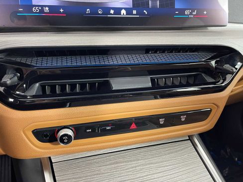 New 2025 BMW i4 xDrive40i w/ Premium Package image 25