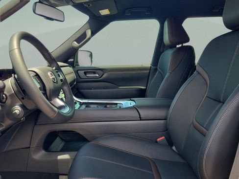 New 2025 Nissan Armada SL image 25