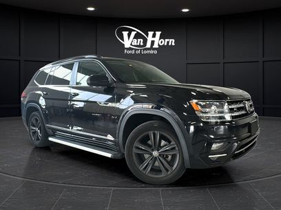 Used 2020 Volkswagen Atlas SE w/ Towing Package