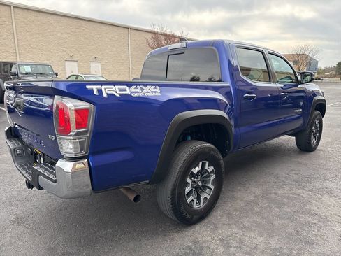 Used 2022 Toyota Tacoma TRD Off-Road image 14