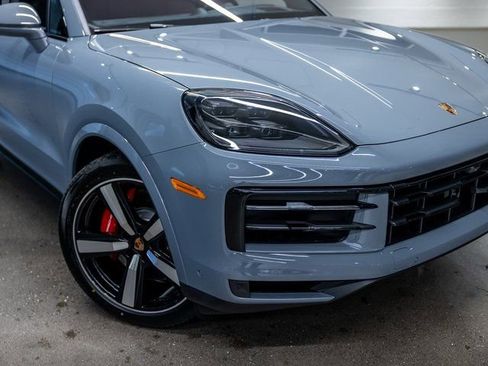 New 2026 Porsche Cayenne S AWD/4WD image 16