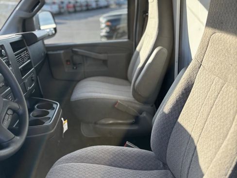 New 2025 Chevrolet Express 3500 w/ Power Convenience Package image 15