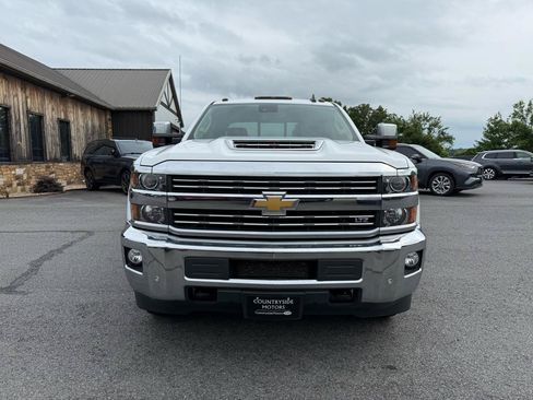 Used 2019 Chevrolet Silverado 3500 LTZ w/ Duramax Plus Package AWD/4WD image 10