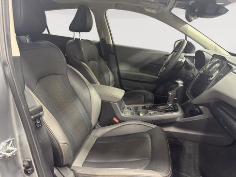 Used 2025 Subaru Crosstrek 2.5i Limited w/ Crosstrek Mirror Package image 12