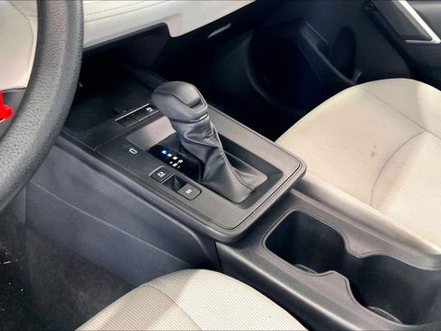 Used 2026 Toyota Corolla Cross L FWD image 11