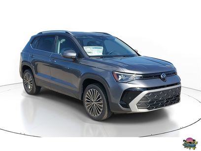 New 2025 Volkswagen Taos SE