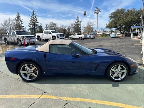 Used 2006 Chevrolet Corvette Convertible w/ Preferred Equipment Group image 7