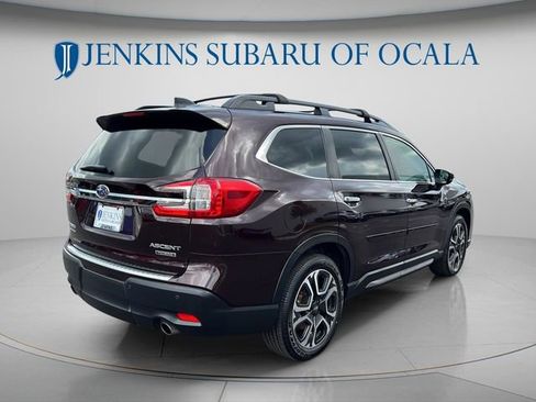 Used 2024 Subaru Ascent Touring AWD/4WD image 3