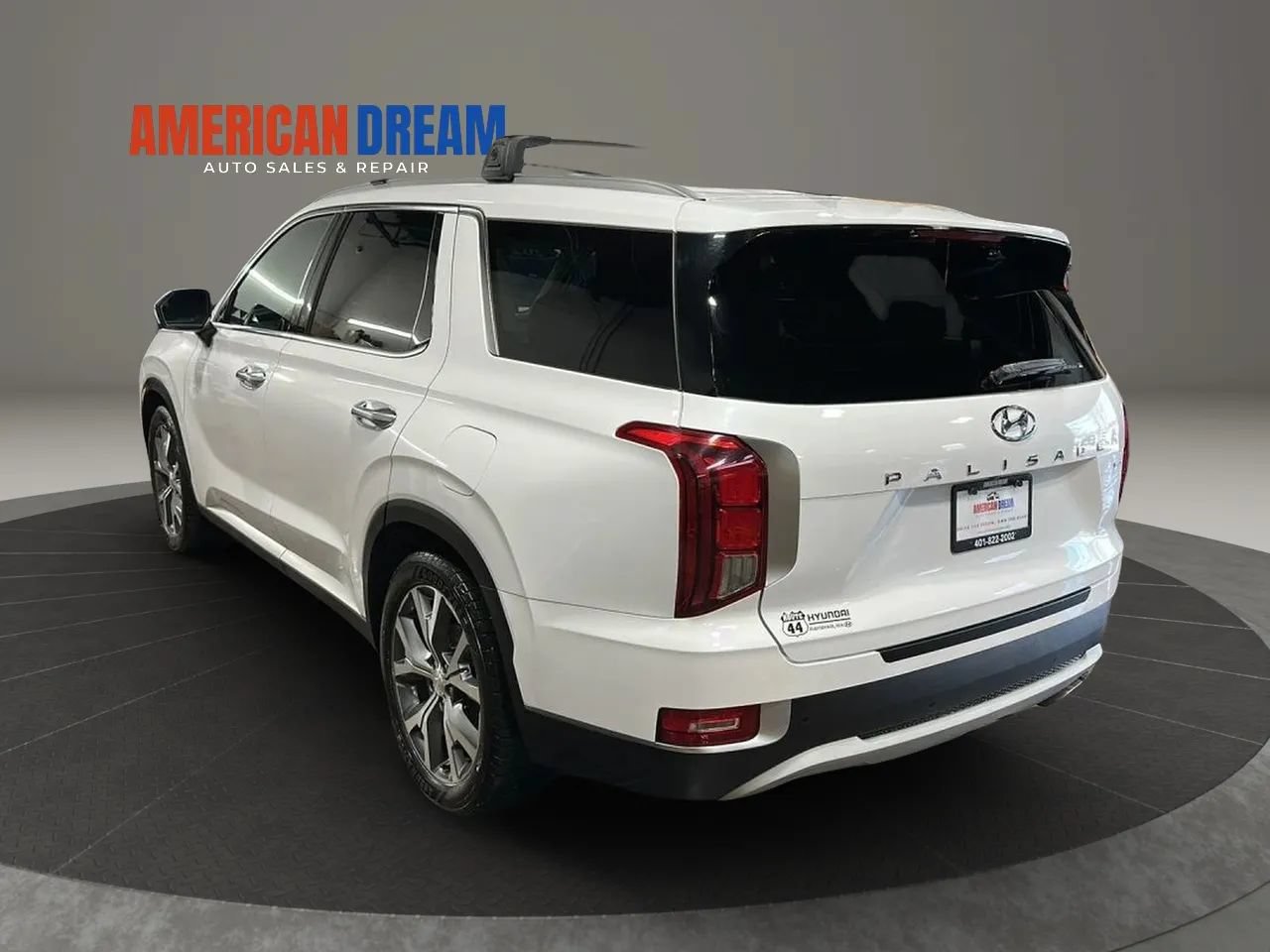 Used 2021 Hyundai Palisade SEL w/ Premium Package AWD/4WD image 3