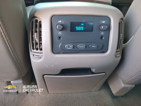 Used 2005 Chevrolet Silverado 2500 LT w/ Heavy-Duty Power Package AWD/4WD image 13