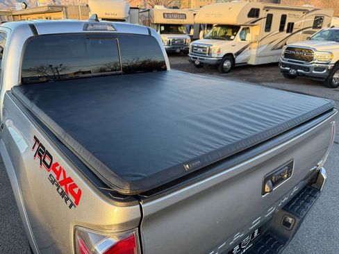 Used 2023 Toyota Tacoma TRD Sport w/ Advanced Technology Package image 9