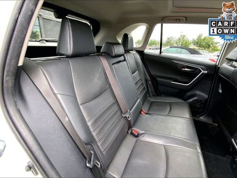 Used 2022 Toyota RAV4 Limited image 26