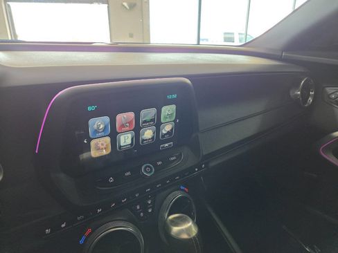 Used 2016 Chevrolet Camaro SS image 22