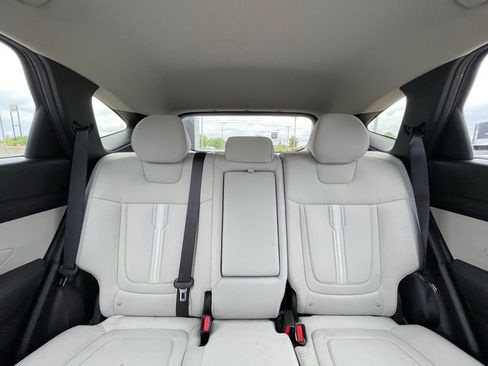 Used 2025 Hyundai Tucson SEL FWD image 29