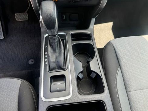 Used 2018 Ford Escape SE FWD image 20