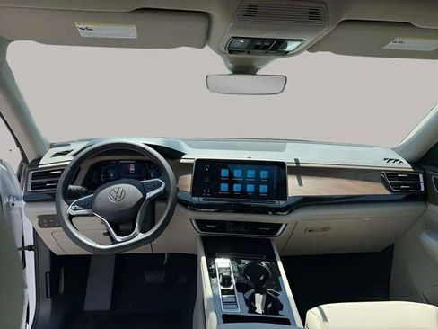New 2026 Volkswagen Atlas SE AWD/4WD image 3