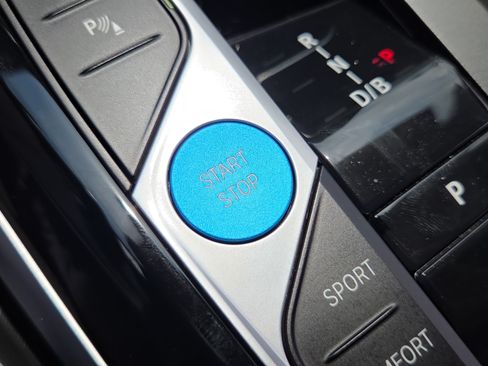 Used 2024 BMW i4 eDrive35 w/ Convenience Package RWD image 35