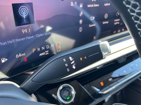 New 2026 Buick Envision Sport Touring image 33