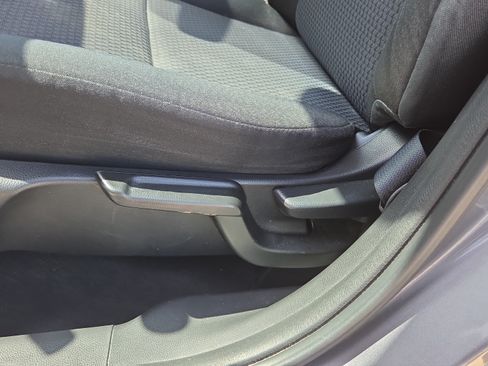 Used 2019 Honda Fit LX image 10