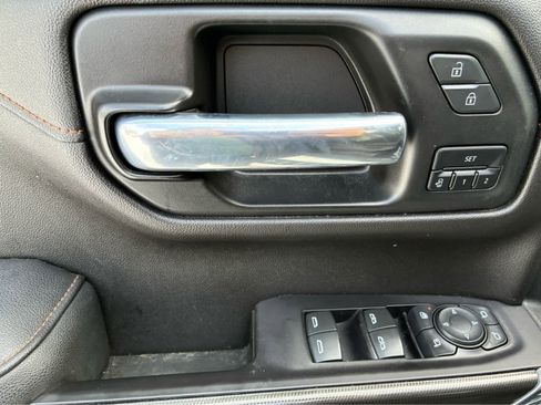 Used 2021 GMC Sierra 1500 AT4 w/ AT4 Premium Package image 17